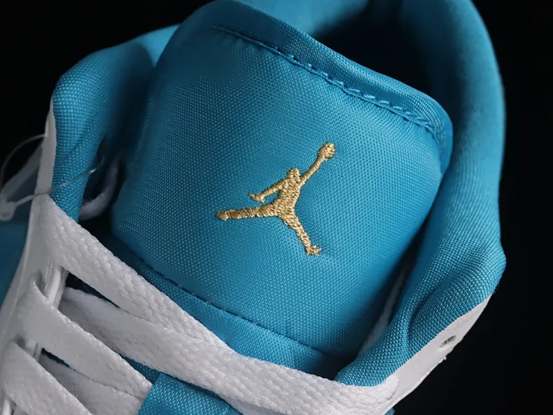 All categories Air Jordan Jordan series basketball shoes Air Jordan 1 Low Z version Air Jordan 1 Low "Aquatone" Joe 1 blue and white low-top cultural and casual sneakers 553560-174